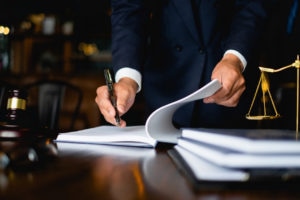 divorce lawyer