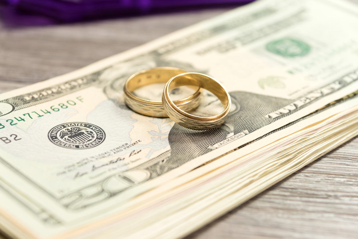 Will a New Jersey Court Order an Ex-Spouse to Pay Divorce Attorney Fees?
